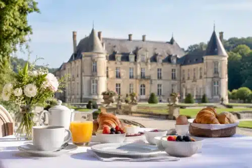 Un château propose-t-il un petit-déjeuner maison ?